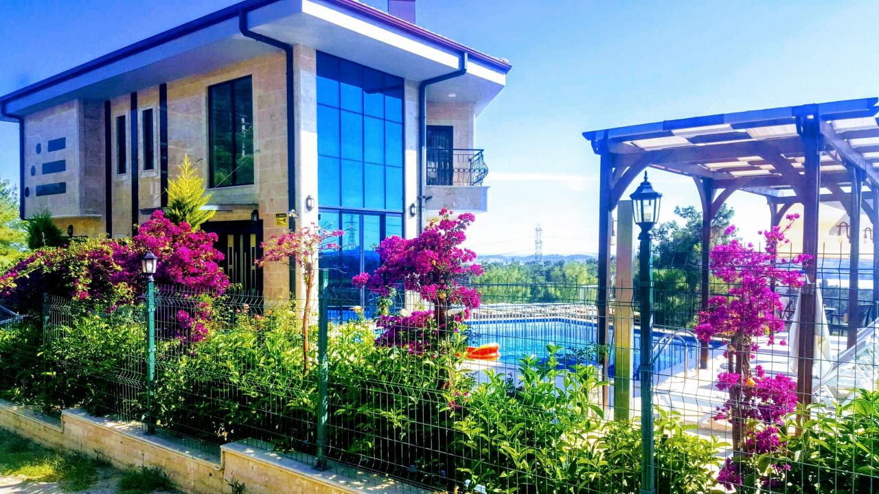 Вилла в Сиде, Турция, 3 760 м² - фото 1