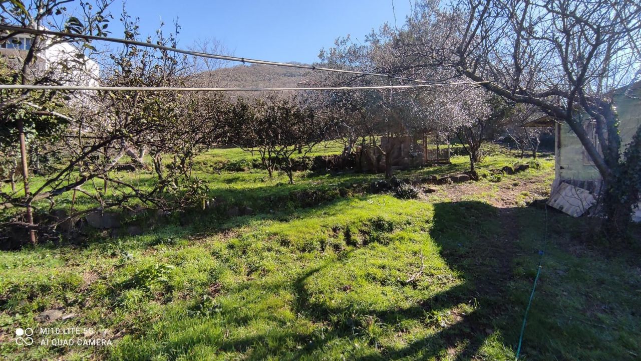 Земля в Тивате, Черногория, 2 250 м² - фото 2