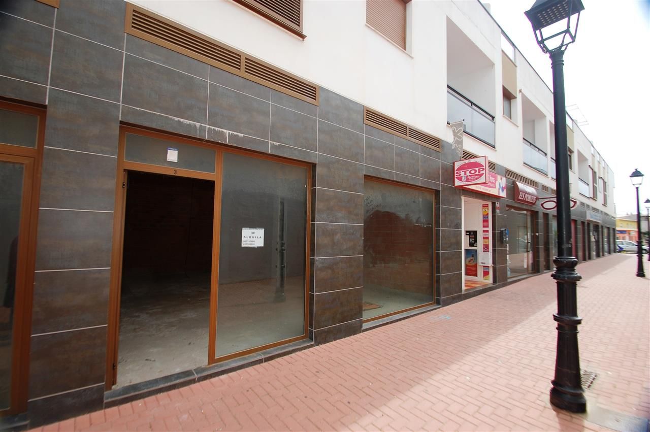 Коммерческая недвижимость в Эльс-Поблетс, Испания, 65 м2 - фото 1