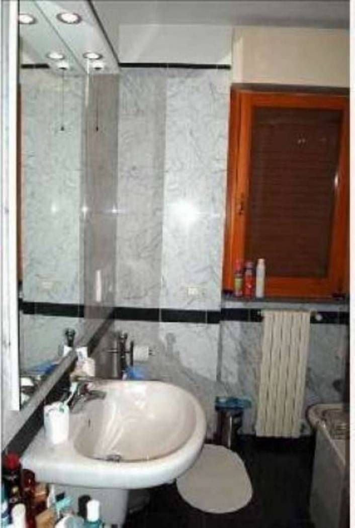 Квартира в Кампионе-д'Италия, Италия, 95 м² - фото 10