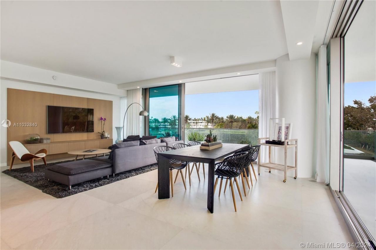 Квартира в Майами, США, 180 м² - фото 2