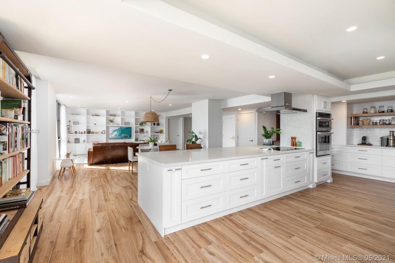 Квартира в Майами, США, 230 м² - фото 14