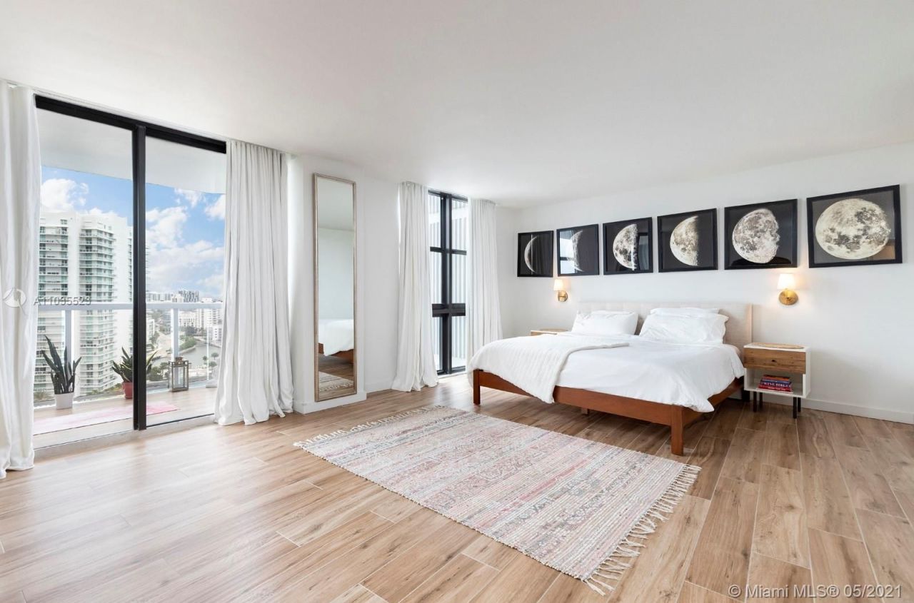 Квартира в Майами, США, 230 м² - фото 11