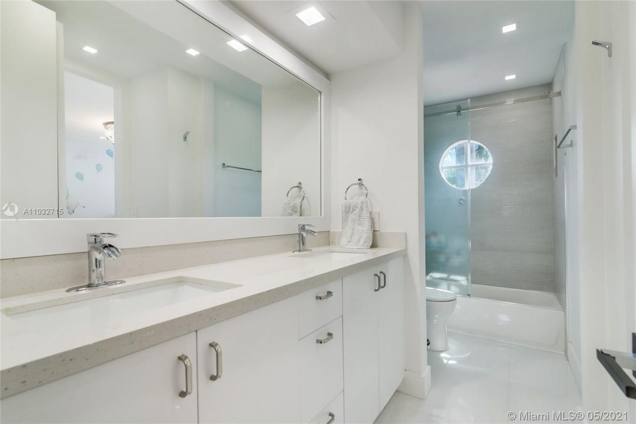 Коттедж в Майами, США, 200 м² - фото 11