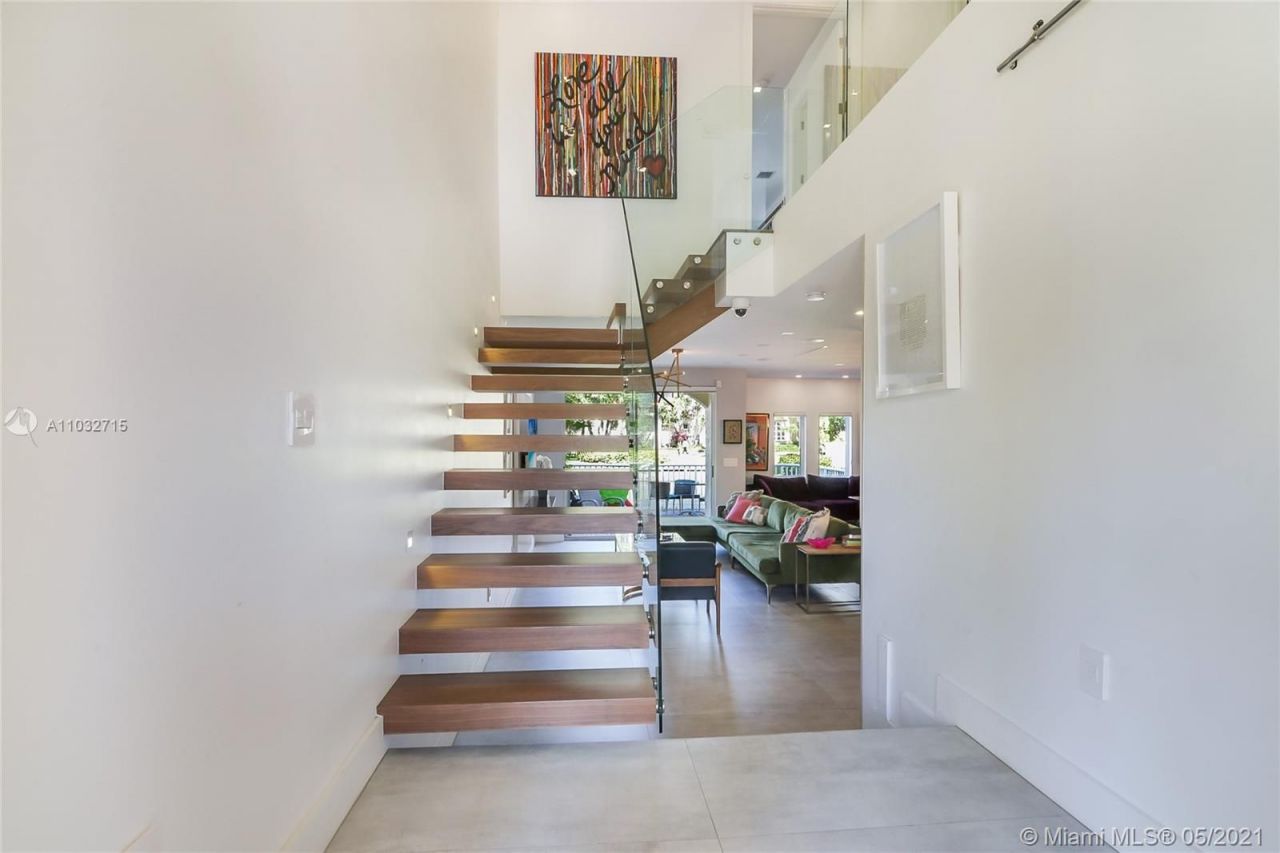 Коттедж в Майами, США, 200 м² - фото 17