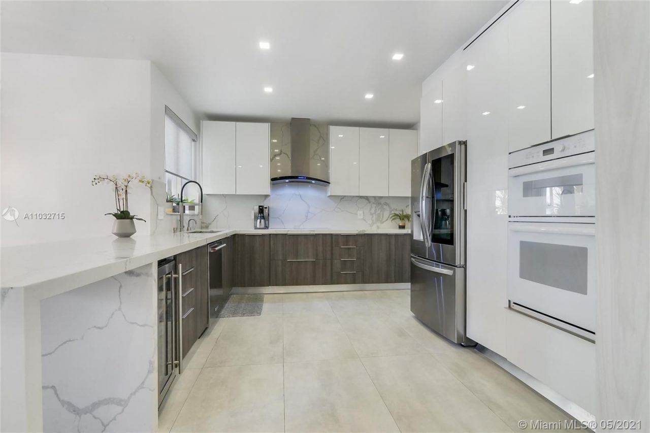 Коттедж в Майами, США, 200 м² - фото 14