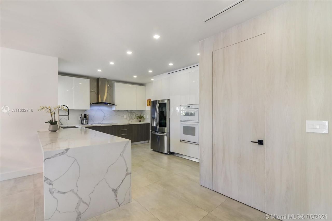 Коттедж в Майами, США, 200 м² - фото 15