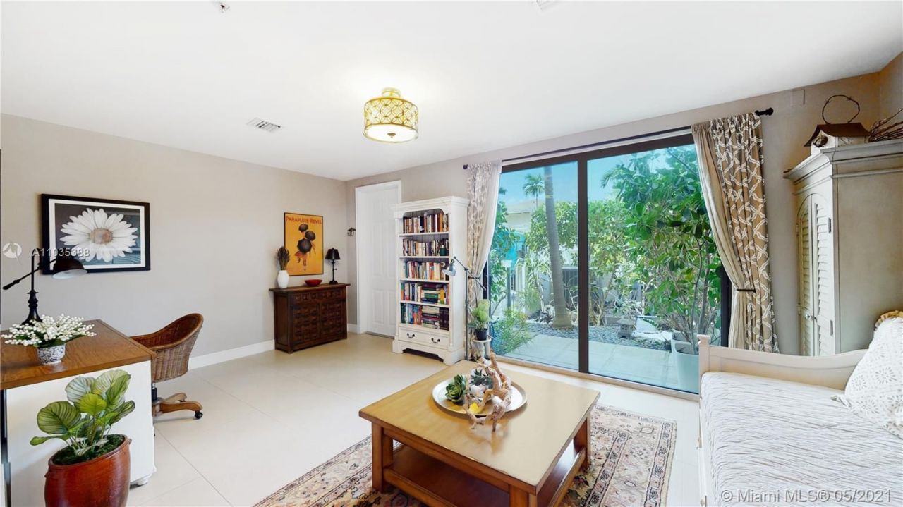 Таунхаус в Майами, США, 250 м² - фото 8