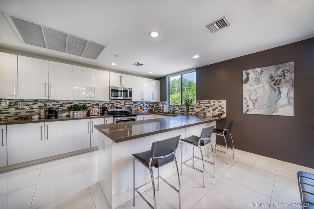 Таунхаус в Майами, США, 180 м² - фото 13