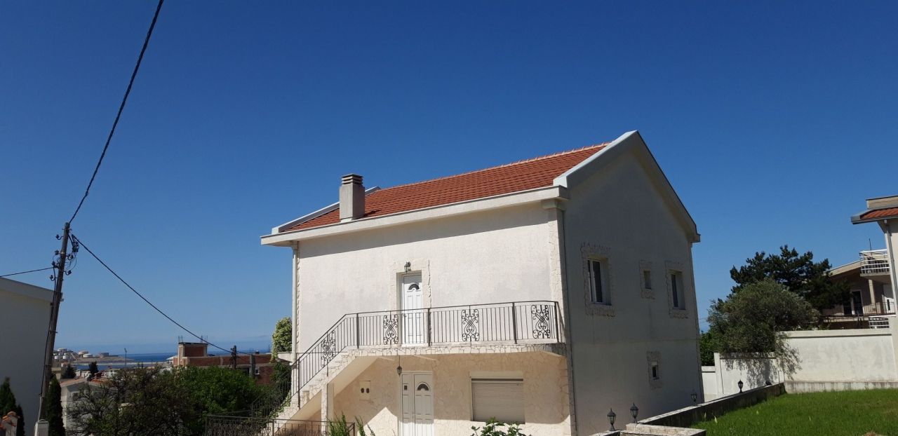 Коттедж в Баре, Черногория, 240 м² - фото 2