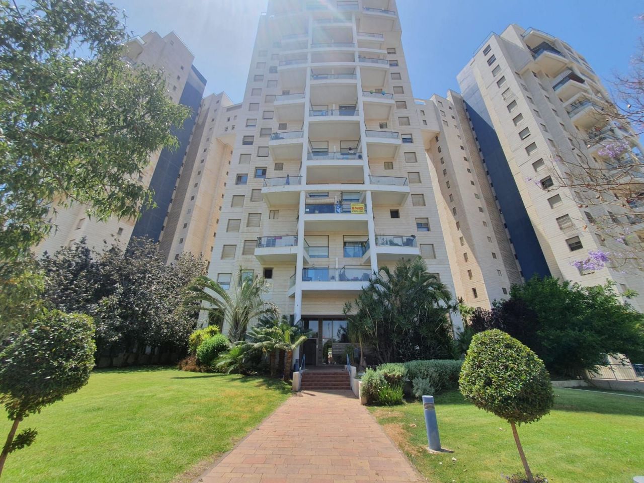 Квартира в Реховоте, Израиль, 70 м² - фото 1