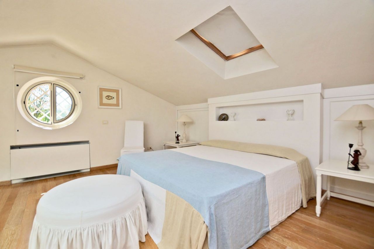 Вилла в Форте деи Марми, Италия, 470 м² - фото 16