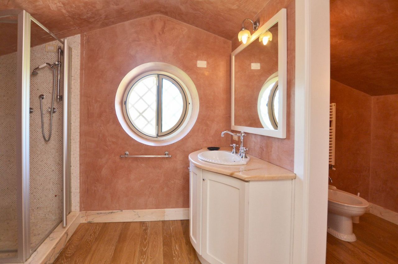 Вилла в Форте деи Марми, Италия, 470 м² - фото 17