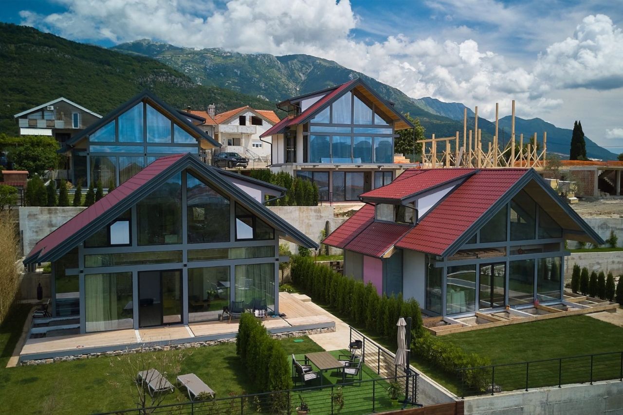 Дом в Тивате, Черногория, 160 м2 - фото 1