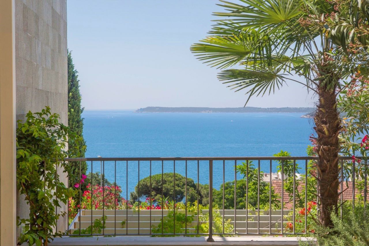 Коммерческая недвижимость в Кумборе, Черногория, 74 м² - фото 10