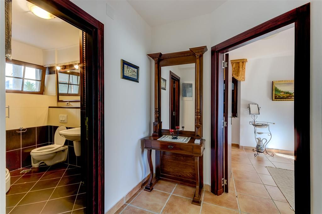 Вилла в Которе, Черногория, 380 м² - фото 11