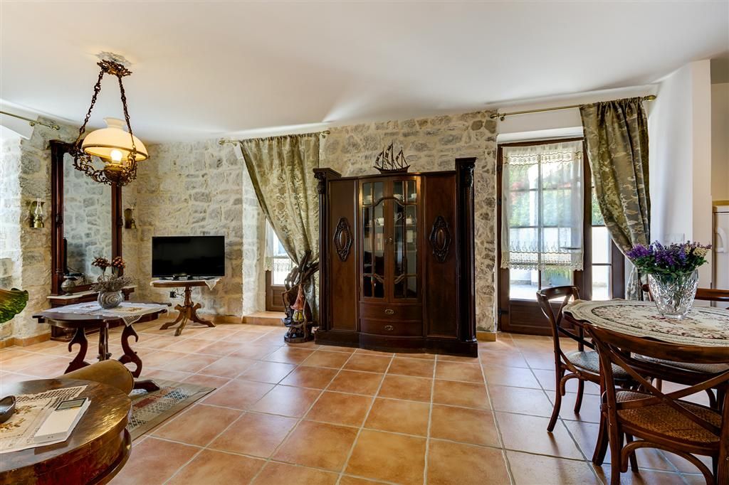 Вилла в Которе, Черногория, 380 м² - фото 16