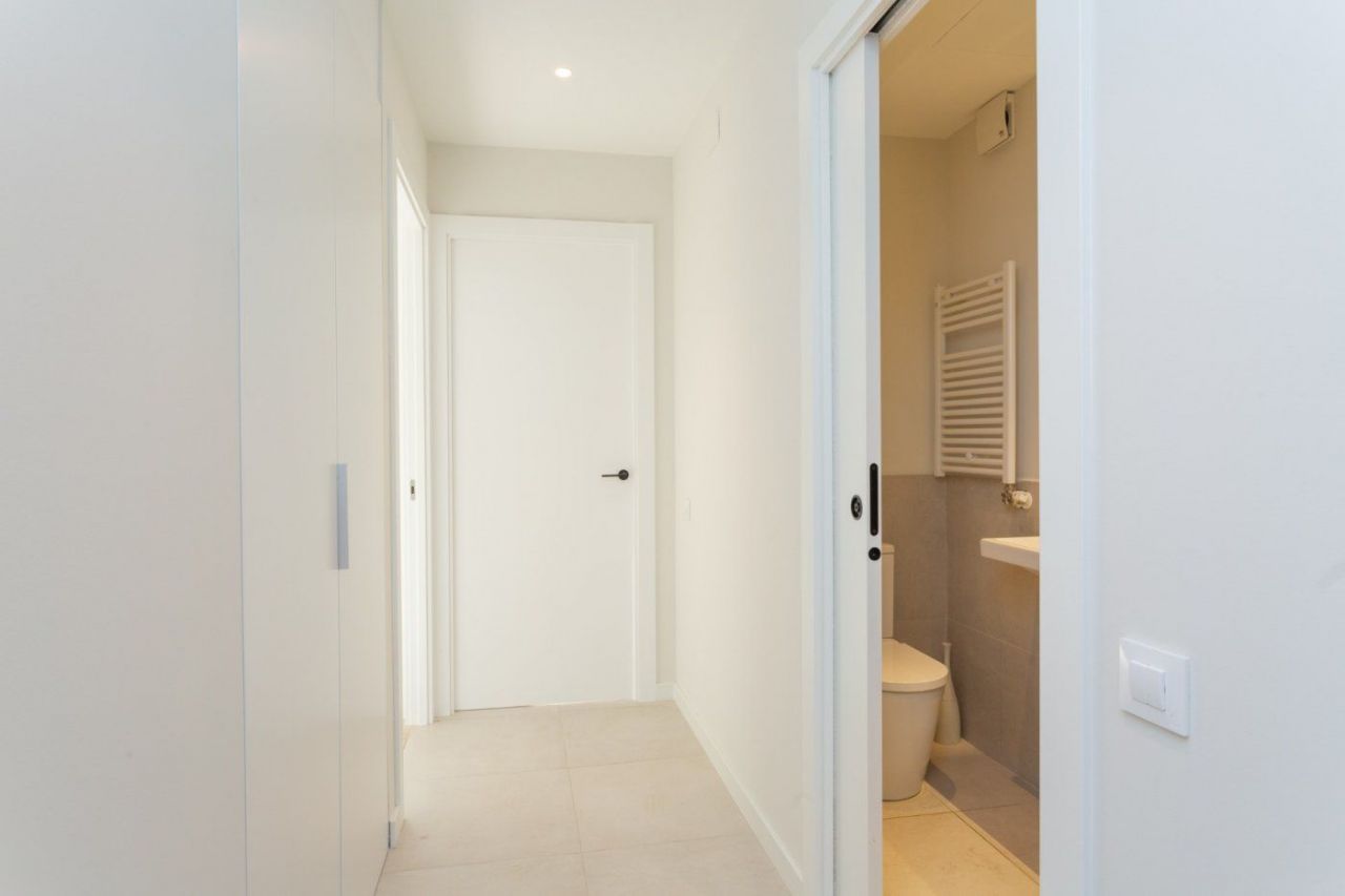 Квартира в Барселоне, Испания, 97 м² - фото 11