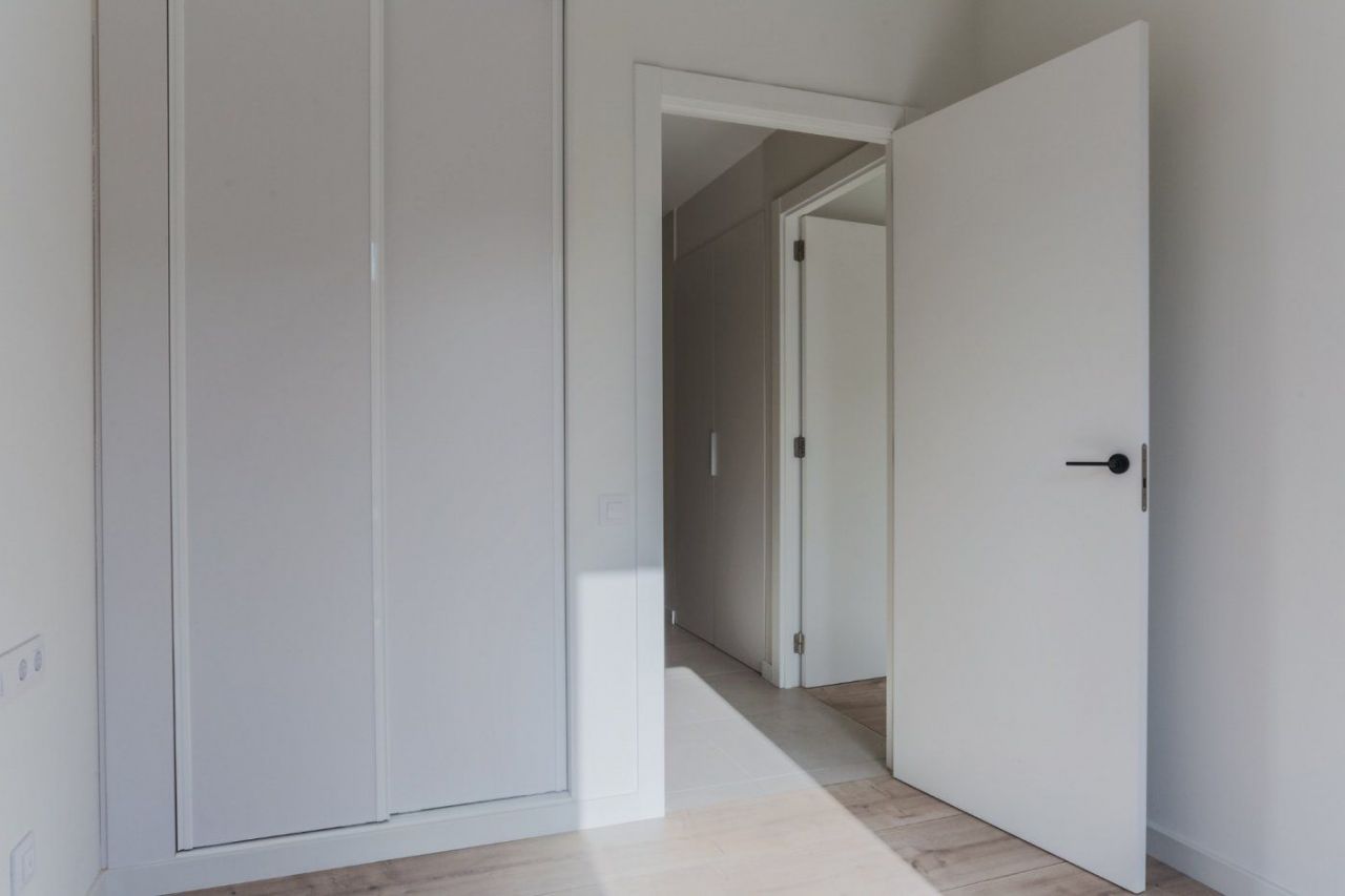 Квартира в Барселоне, Испания, 97 м² - фото 14