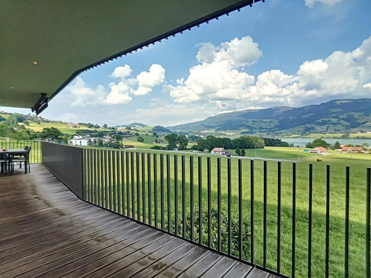 Квартира Gumefens, Швейцария, 160 м2 - фото 1