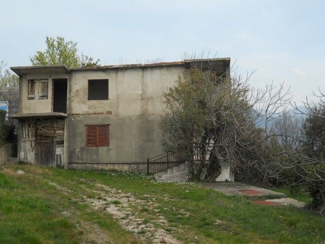 Дом в Шушани, Черногория, 200 м2 - фото 1