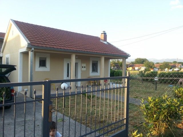 Дом в Подгорице, Черногория, 72 м2 - фото 1