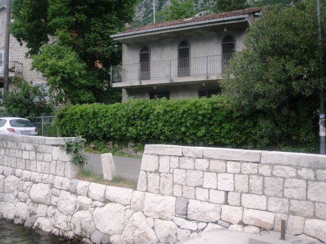 Дом в Доброте, Черногория, 250 м2 - фото 1
