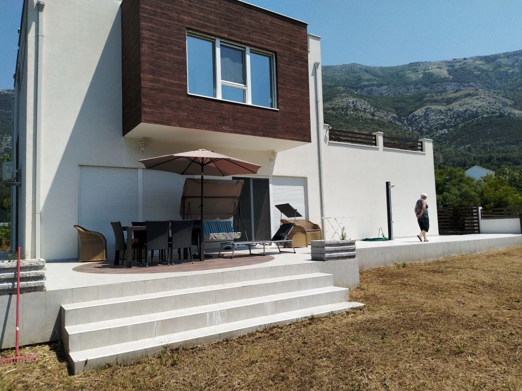 Дом в Сутоморе, Черногория, 220 м2 - фото 1