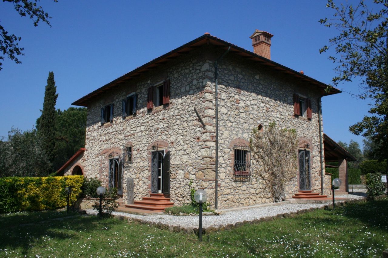 Дом в Казале-Мариттимо, Италия, 320 м2 - фото 1