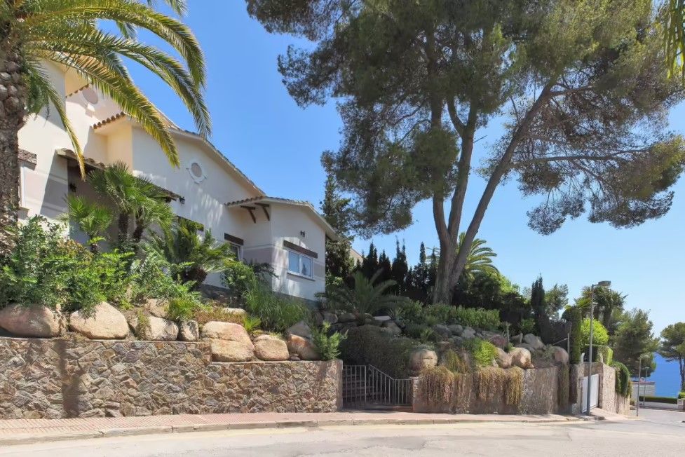 Вилла в Бланесе, Испания, 340 м² - фото 7