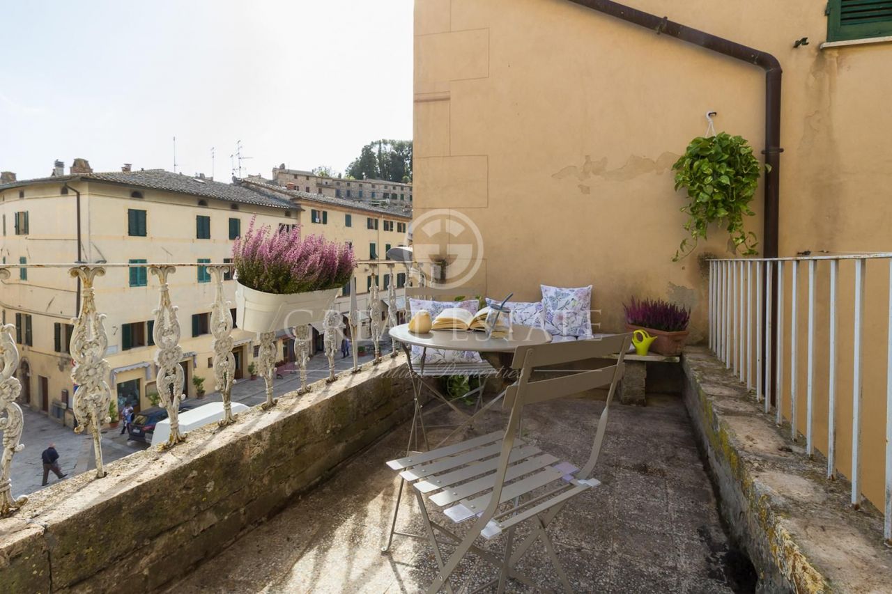 Апартаменты в Четоне, Италия, 166.75 м² - фото 1