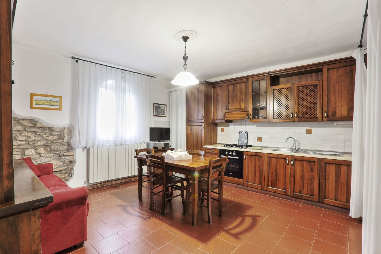 Доходный дом в Кампилья-Мариттиме, Италия, 450 м² - фото 6