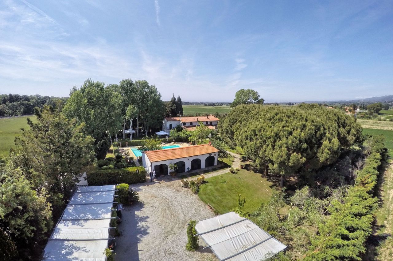 Доходный дом в Кампилья-Мариттиме, Италия, 450 м² - фото 3