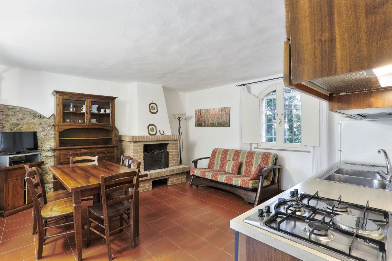 Доходный дом в Кампилья-Мариттиме, Италия, 450 м² - фото 8