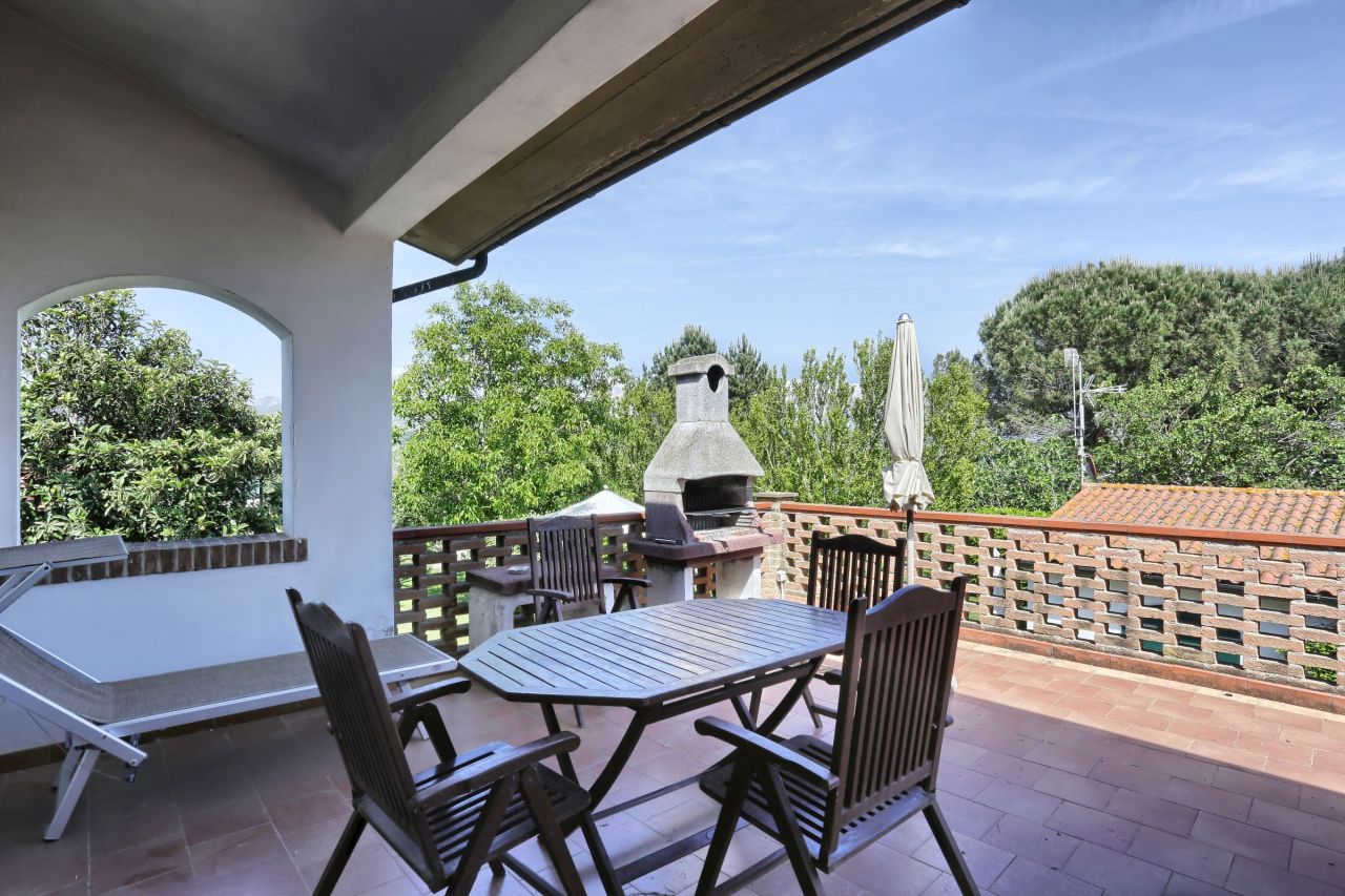 Доходный дом в Кампилья-Мариттиме, Италия, 450 м² - фото 5