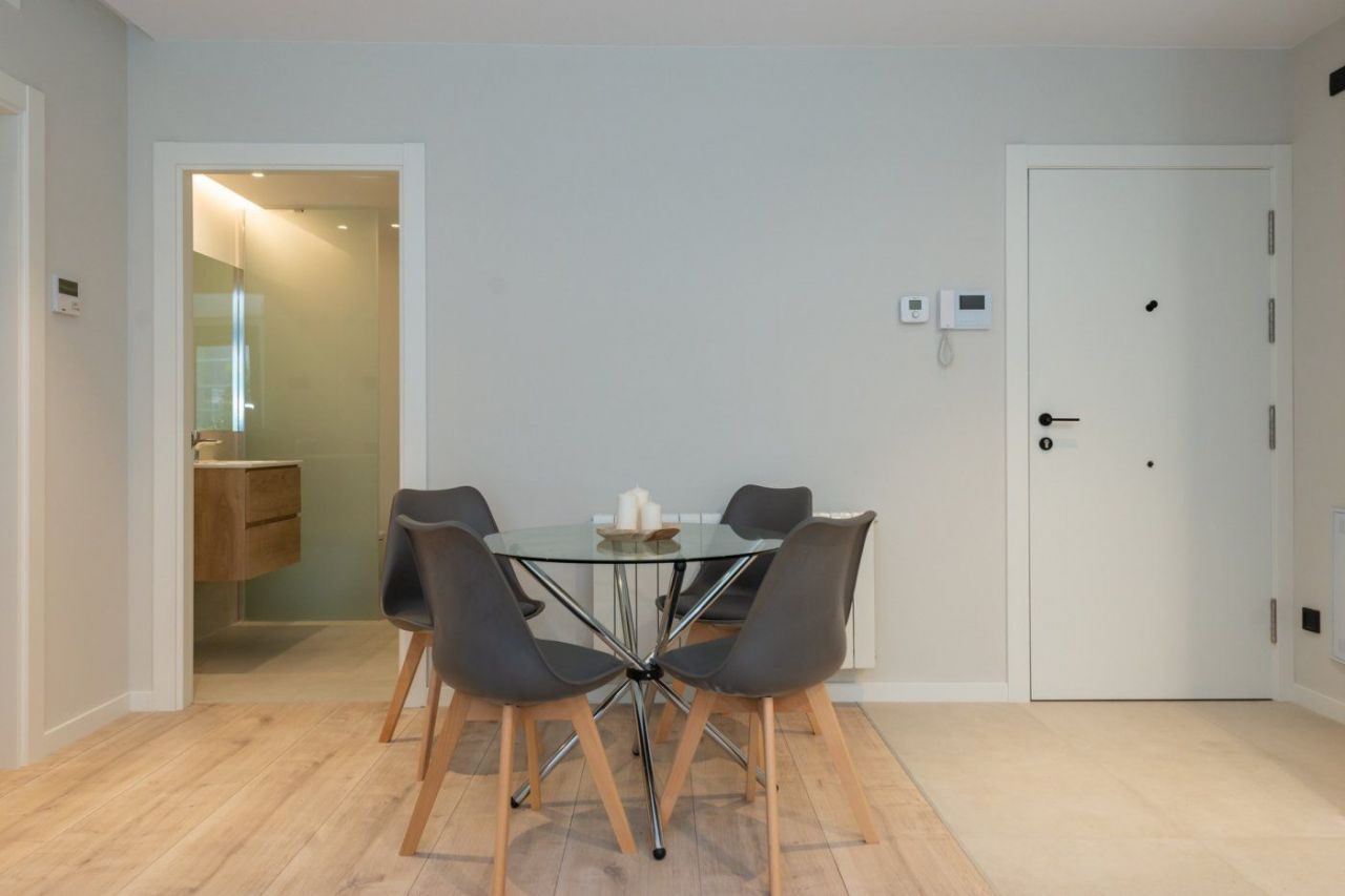 Квартира в Барселоне, Испания, 95 м² - фото 5