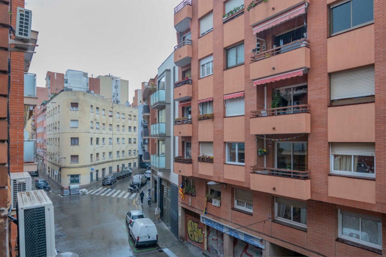 Квартира в Барселоне, Испания, 87 м² - фото 8