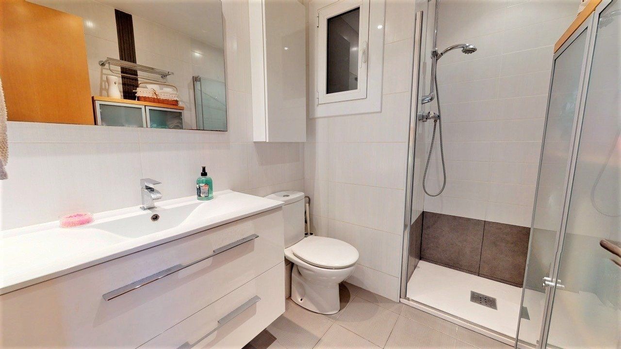 Квартира в Барселоне, Испания, 90 м² - фото 8