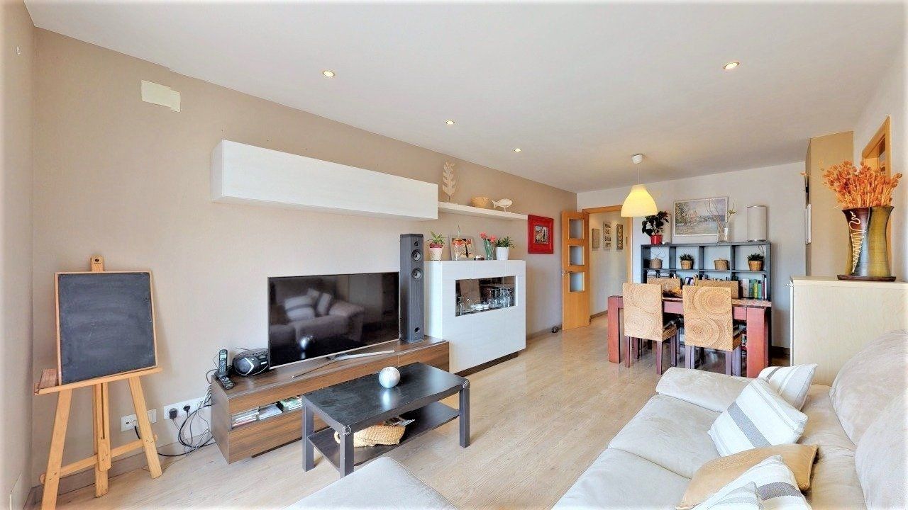 Квартира в Барселоне, Испания, 90 м² - фото 16