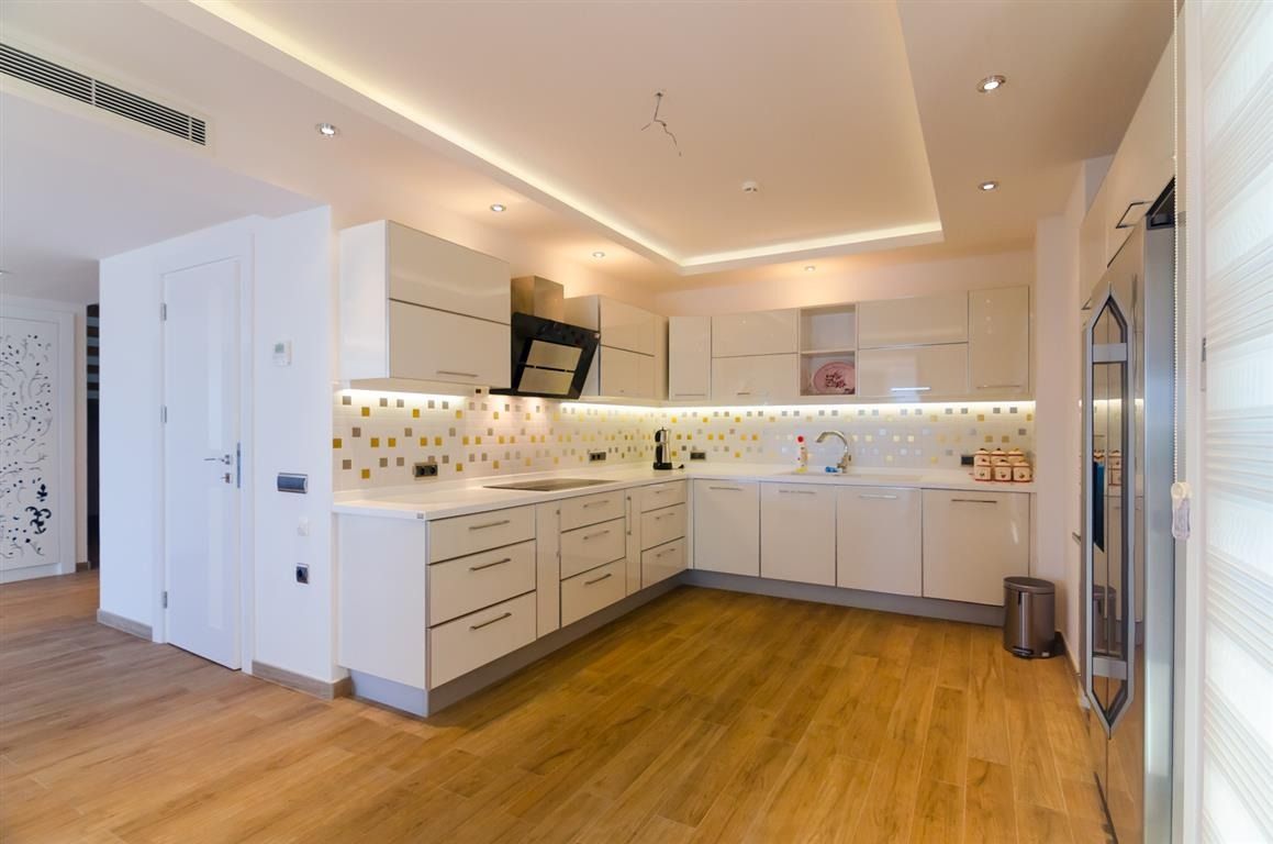 Вилла в Конаклы, Турция, 700 м² - фото 9