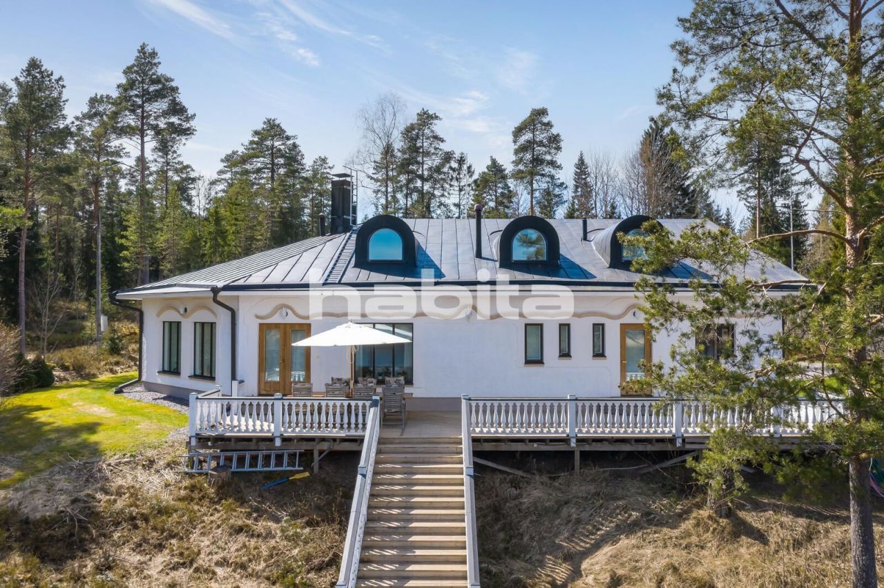 Дом в Сипоо, Финляндия, 213 м2 - фото 1