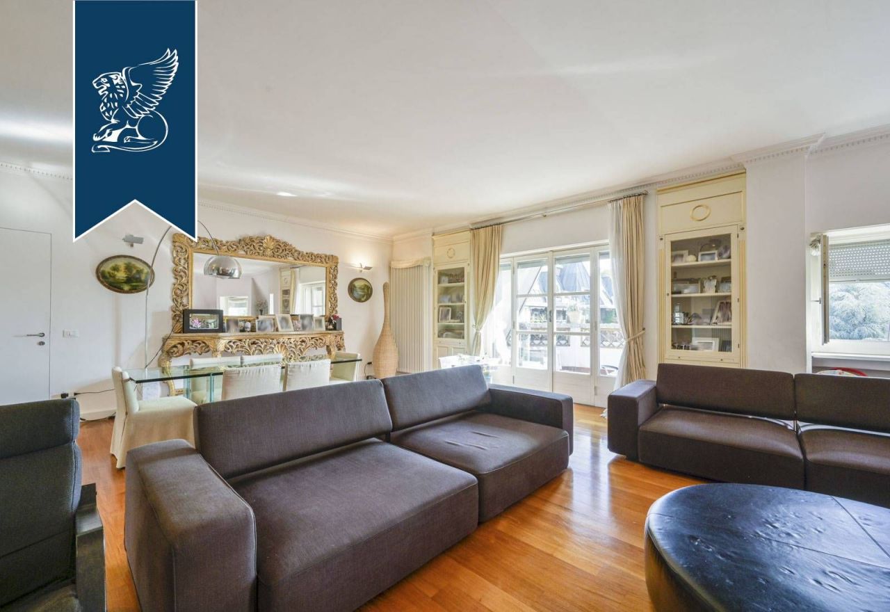 Апартаменты в Милане, Италия, 318 м² - фото 1