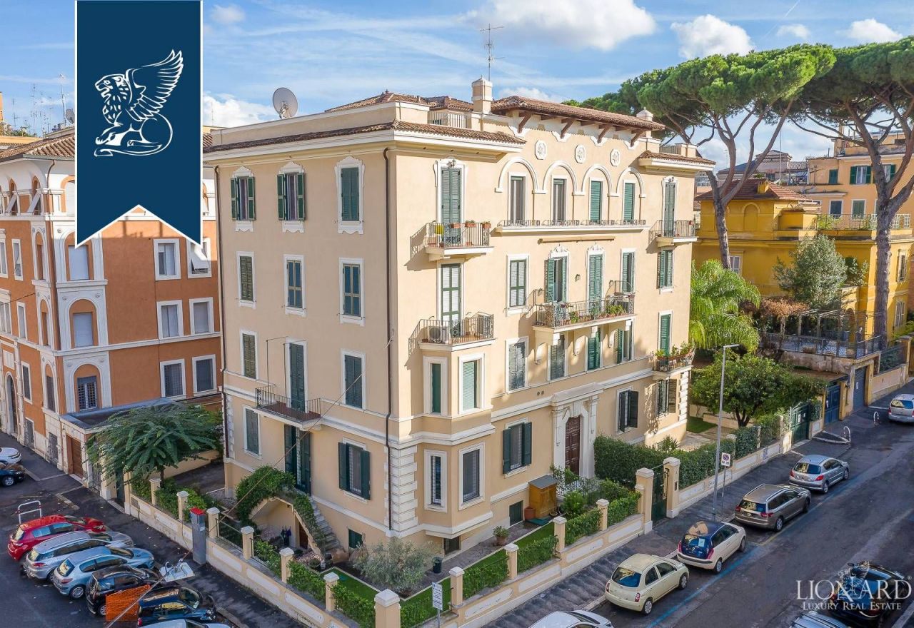 Апартаменты в Риме, Италия, 183 м2 - фото 1