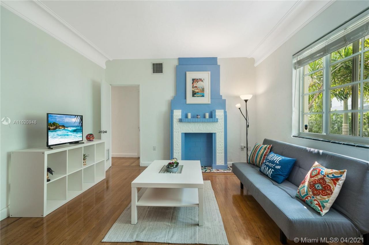 Квартира в Майами, США, 65 м² - фото 1