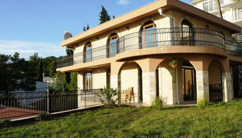 Дом в Баре, Черногория, 326 м2 - фото 1