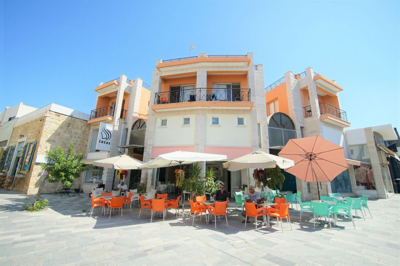 Коммерческая недвижимость в Пафосе, Кипр, 796 м2 - фото 1