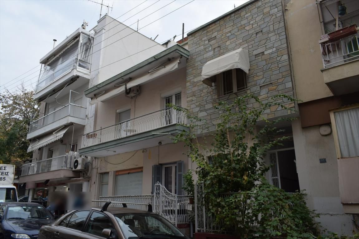 Коммерческая недвижимость в Салониках, Греция, 200 м2 - фото 1
