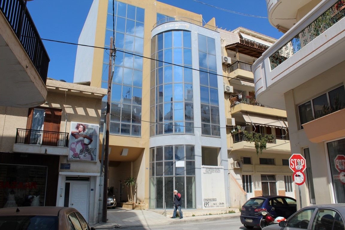 Коммерческая недвижимость в Иерапетре, Греция, 750 м2 - фото 1