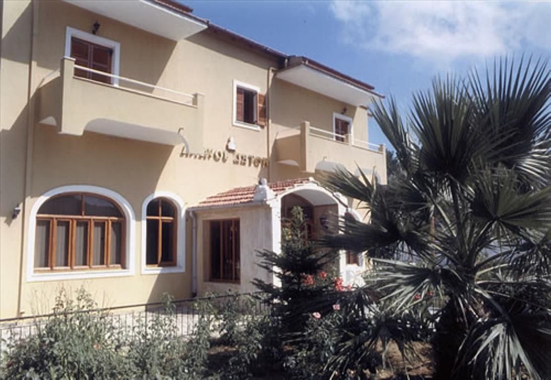 Отель, гостиница на Корфу, Греция - фото 1