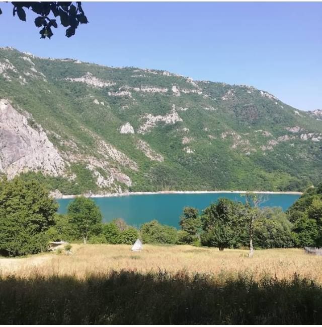 Земля на озере Пива, Черногория, 22 000 м2 - фото 1